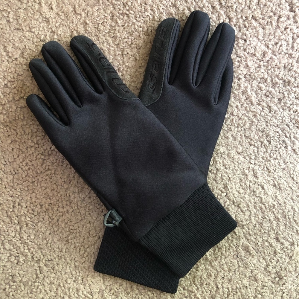 Seirus Women’s Medium Gloves